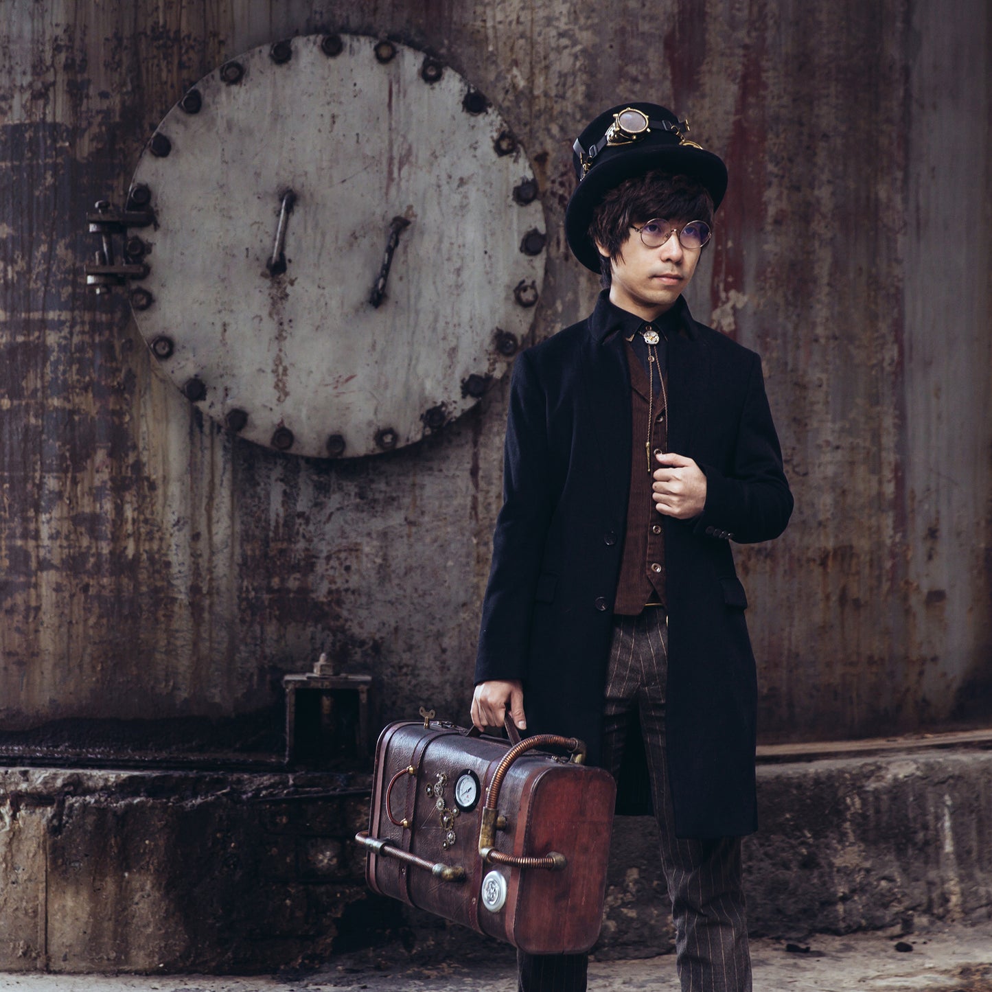 "The Boiler" Handcrafted Steampunk Travel Suitcase