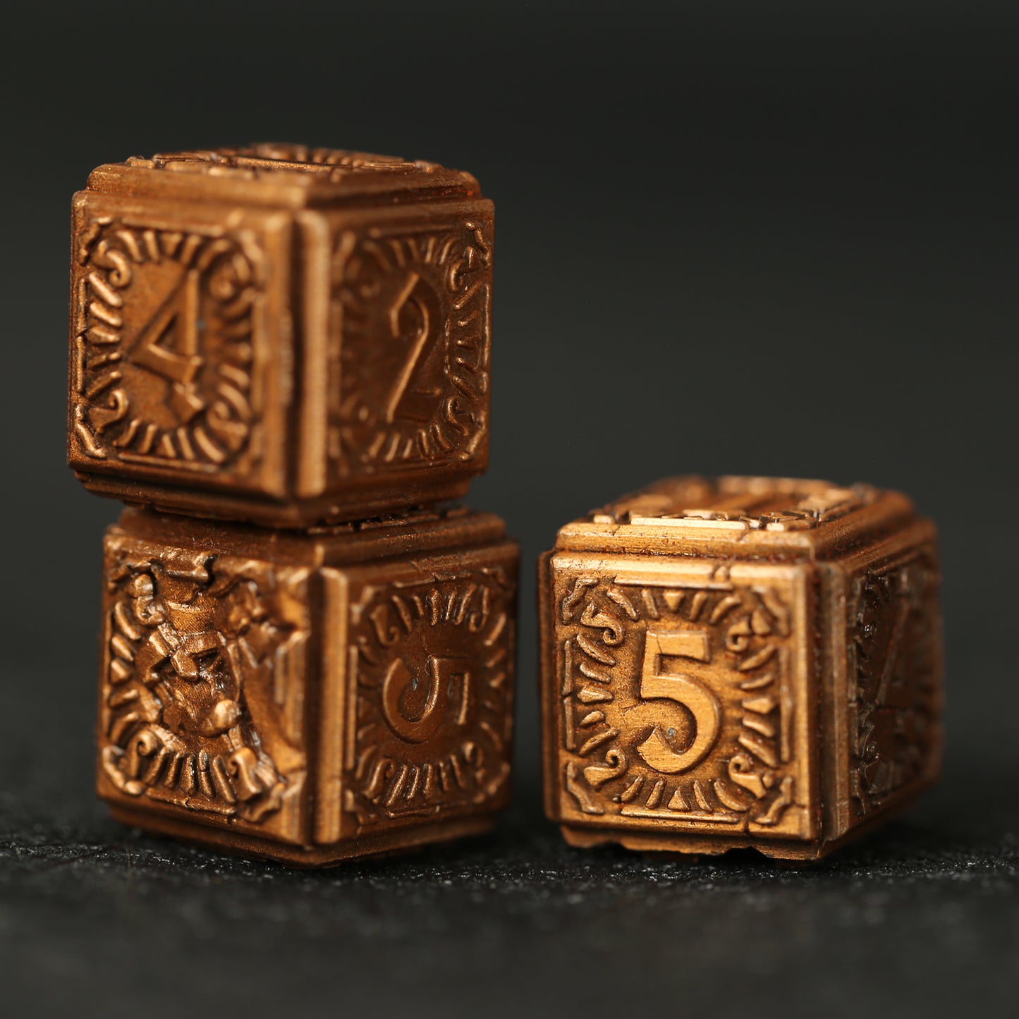 Abyssal Pearl Cthulhu D6 Metal Dice
