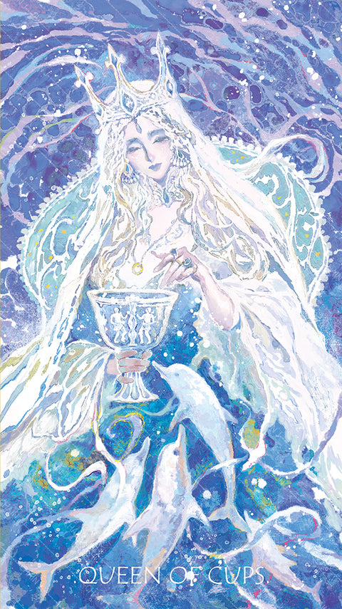 The Whisper of Stars and Garden Tarot – Queen of Cups
