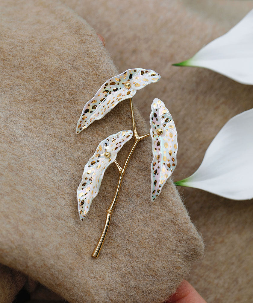 YIHE Ceramic Brooches "Begonia"
