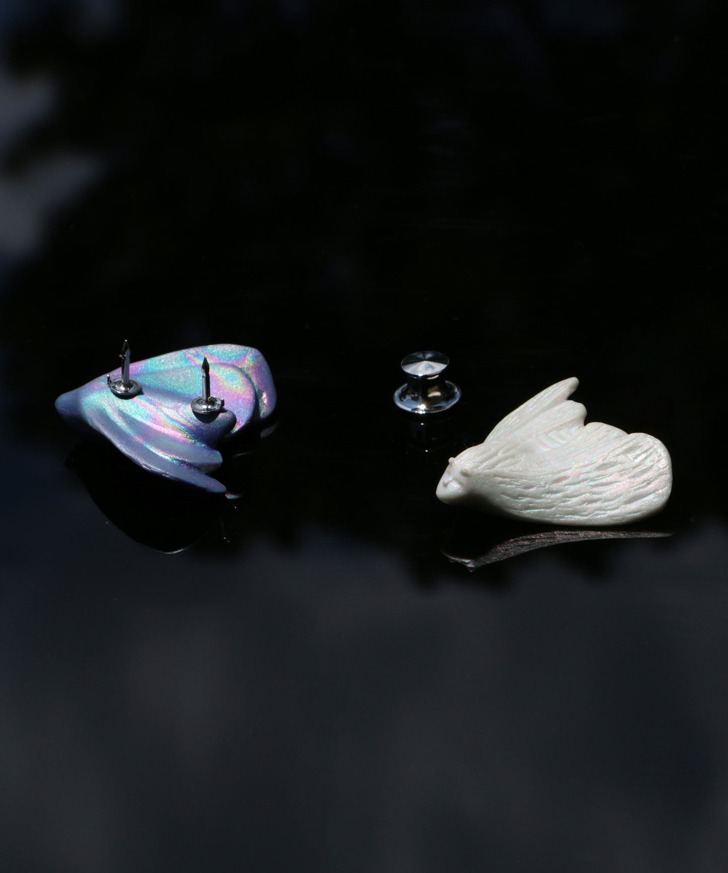 YIHE Ceramic Brooches "Moth to Flame"