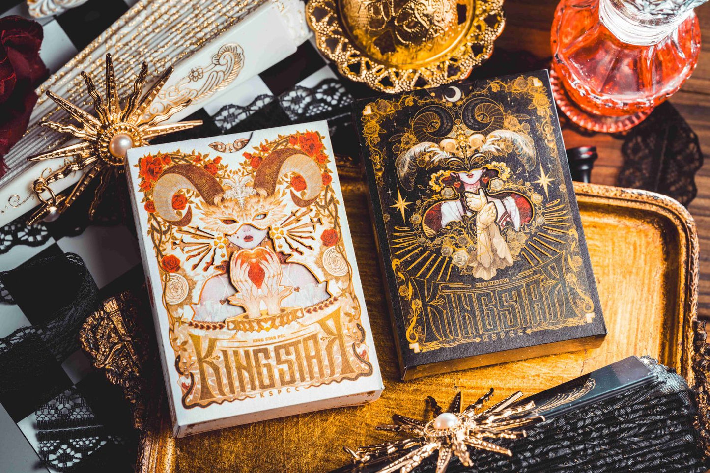 Silence Playing Cards V3: Twins