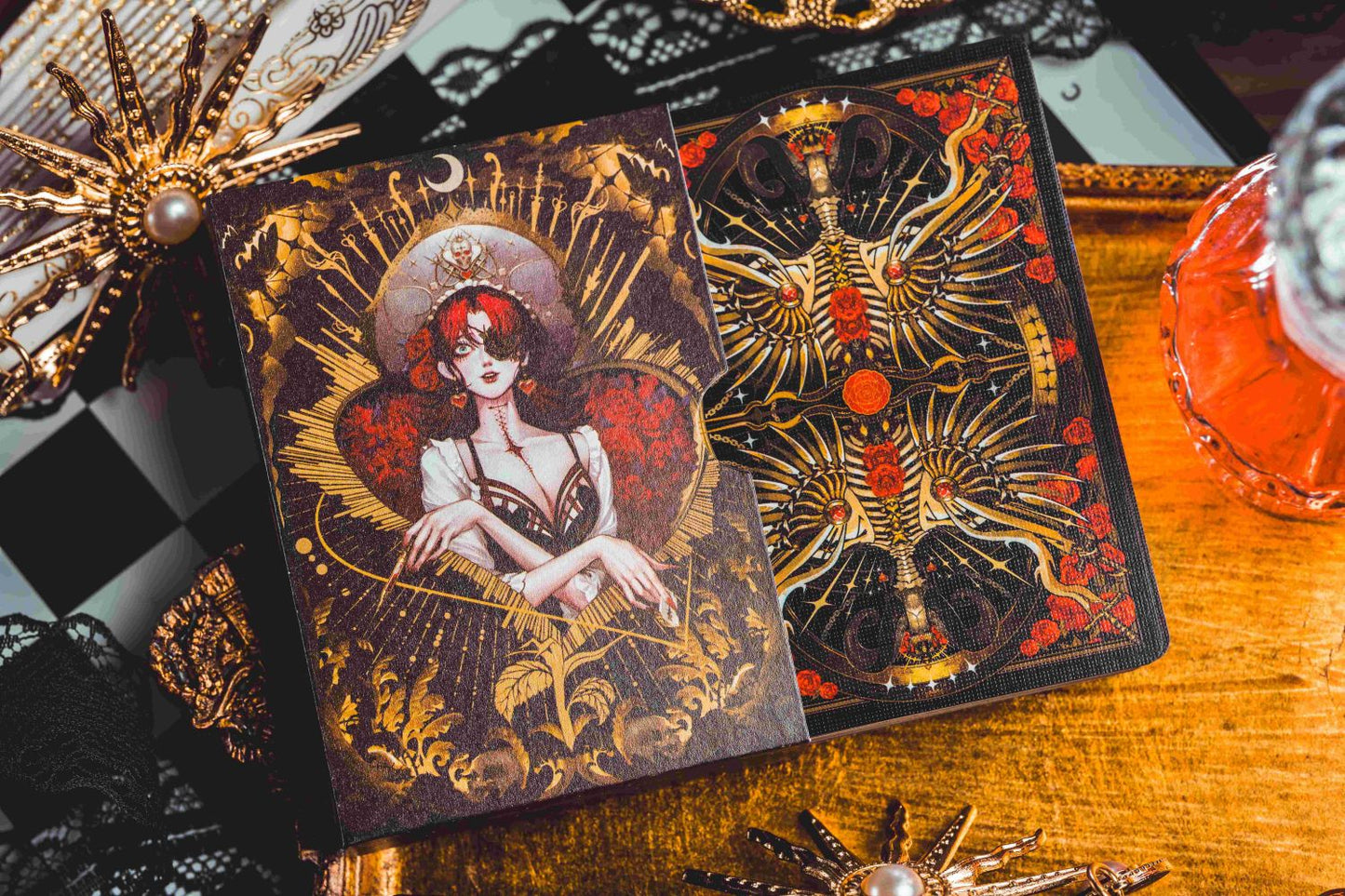 Silence Playing Cards V3: Twins