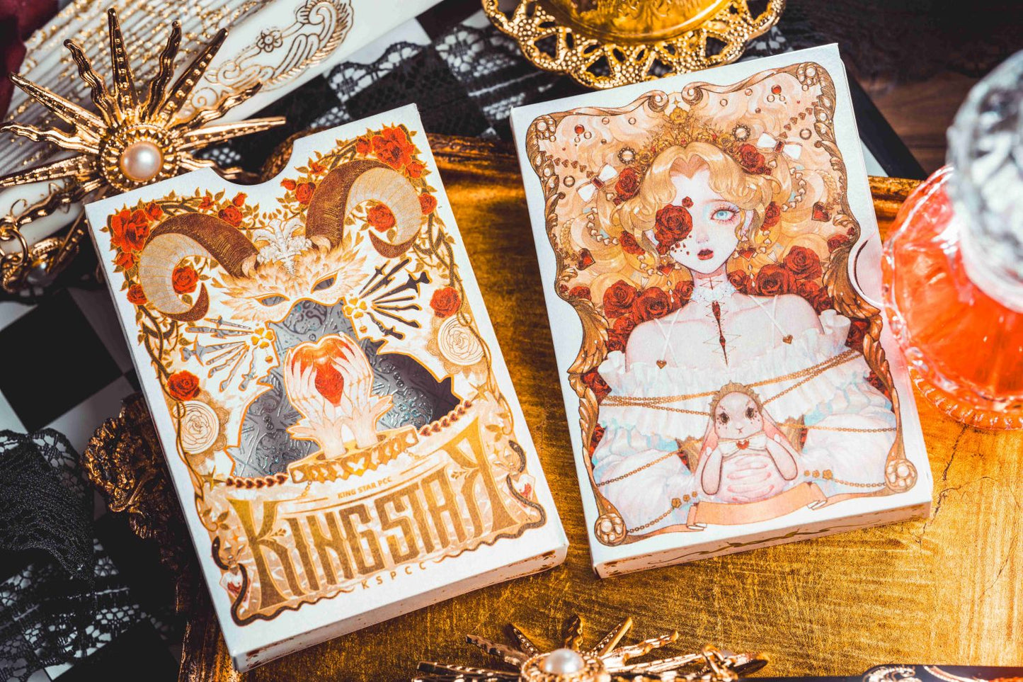 Silence Playing Cards V3: Twins