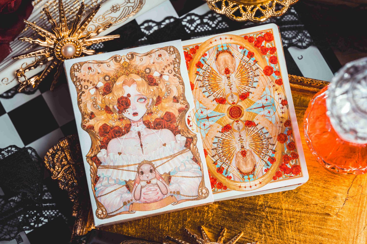 Silence Playing Cards V3: Twins