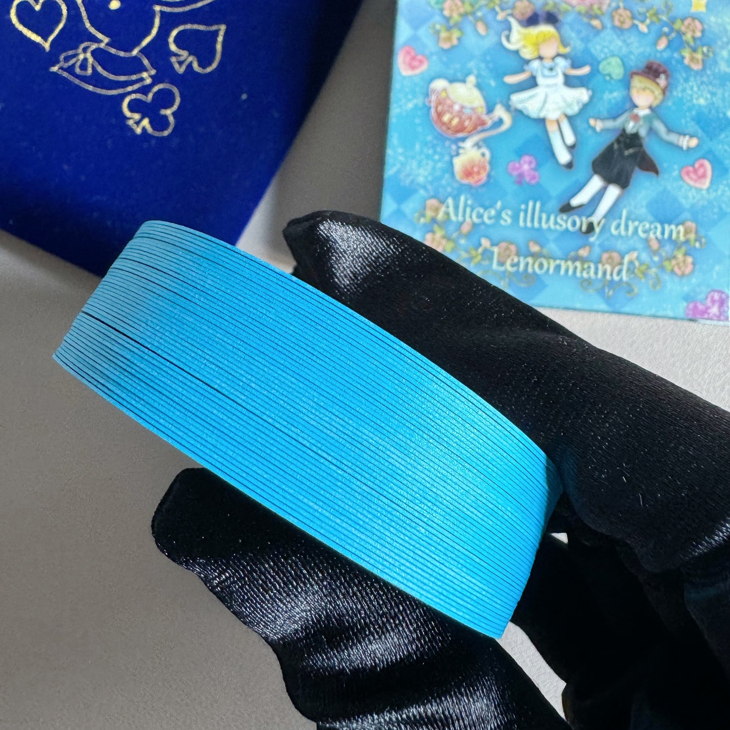 爱丽丝幻游奇景雷诺曼