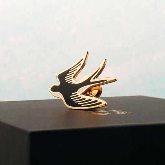 Fanli Enamel Pins "Swallow"