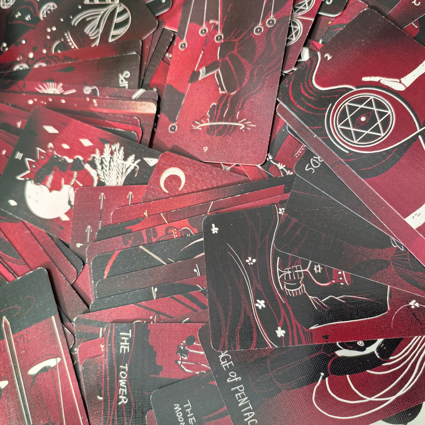 Dirty Red Tarot