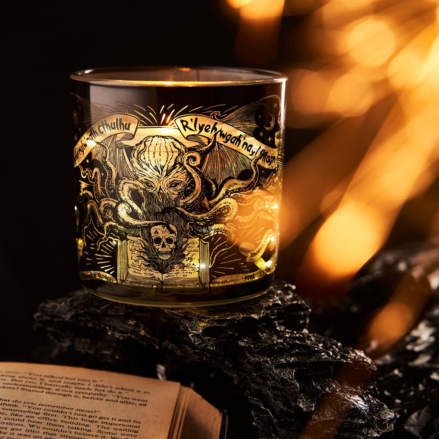 Arkham's Last Glimmer of Hope Cthulhu Light-Up Aroma Candle