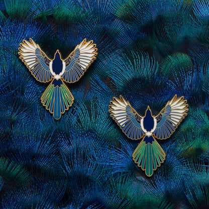 daparo Enamel Pins "Eurasian Magpie"