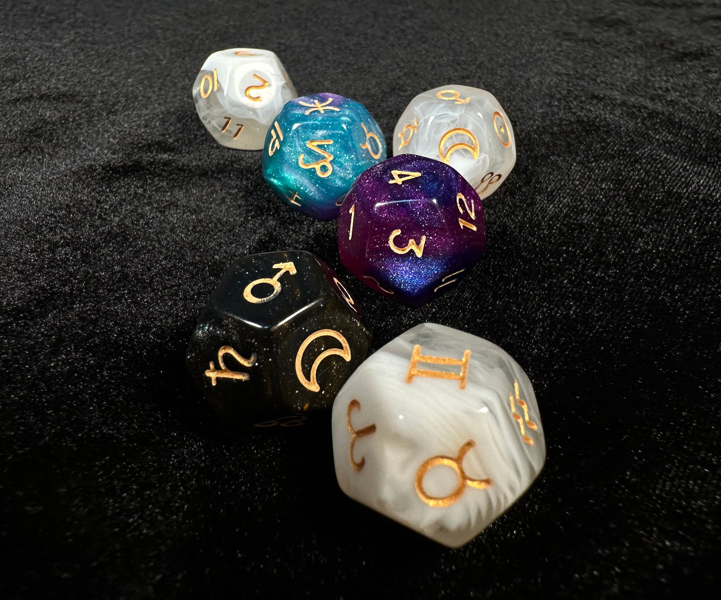 Meteodice Galaxy-Themed D12 Astrology Dice