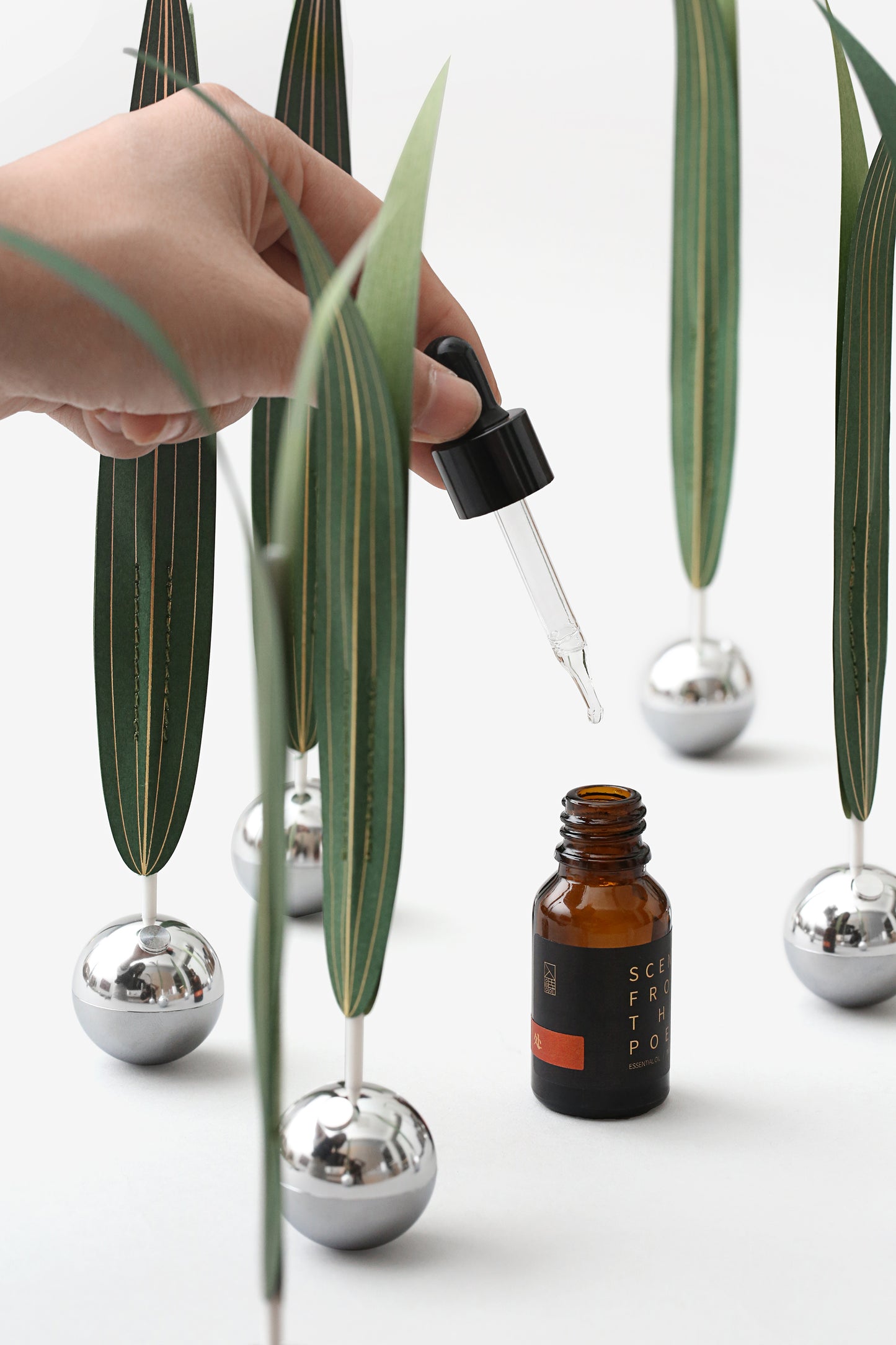 Dancing Wind Essential Oil Diffuser