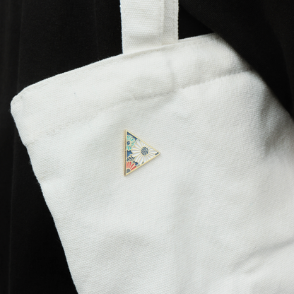 Fanli Enamel Pins "Little Daisy"
