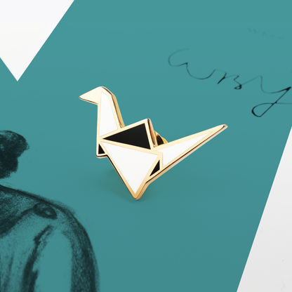 Fanli Enamel Pins "Paper Crane"