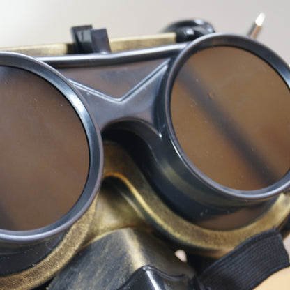 Handcrafted Steampunk Mask & Goggles "Master One"