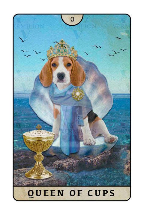 Beagle Dogs Tarot – Queen of Cups