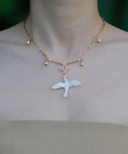 YIHE Ceramic Necklace "Flight of Grace"