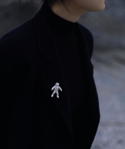 YIHE Ceramic Brooches "Astronaut"