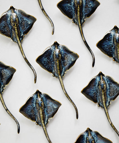 YIHE Ceramic Brooches "Batoids"