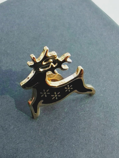 Fanli Enamel Pins "Moose"