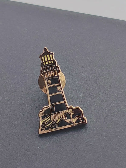 Fanli Enamel Pins "Lighthouse"