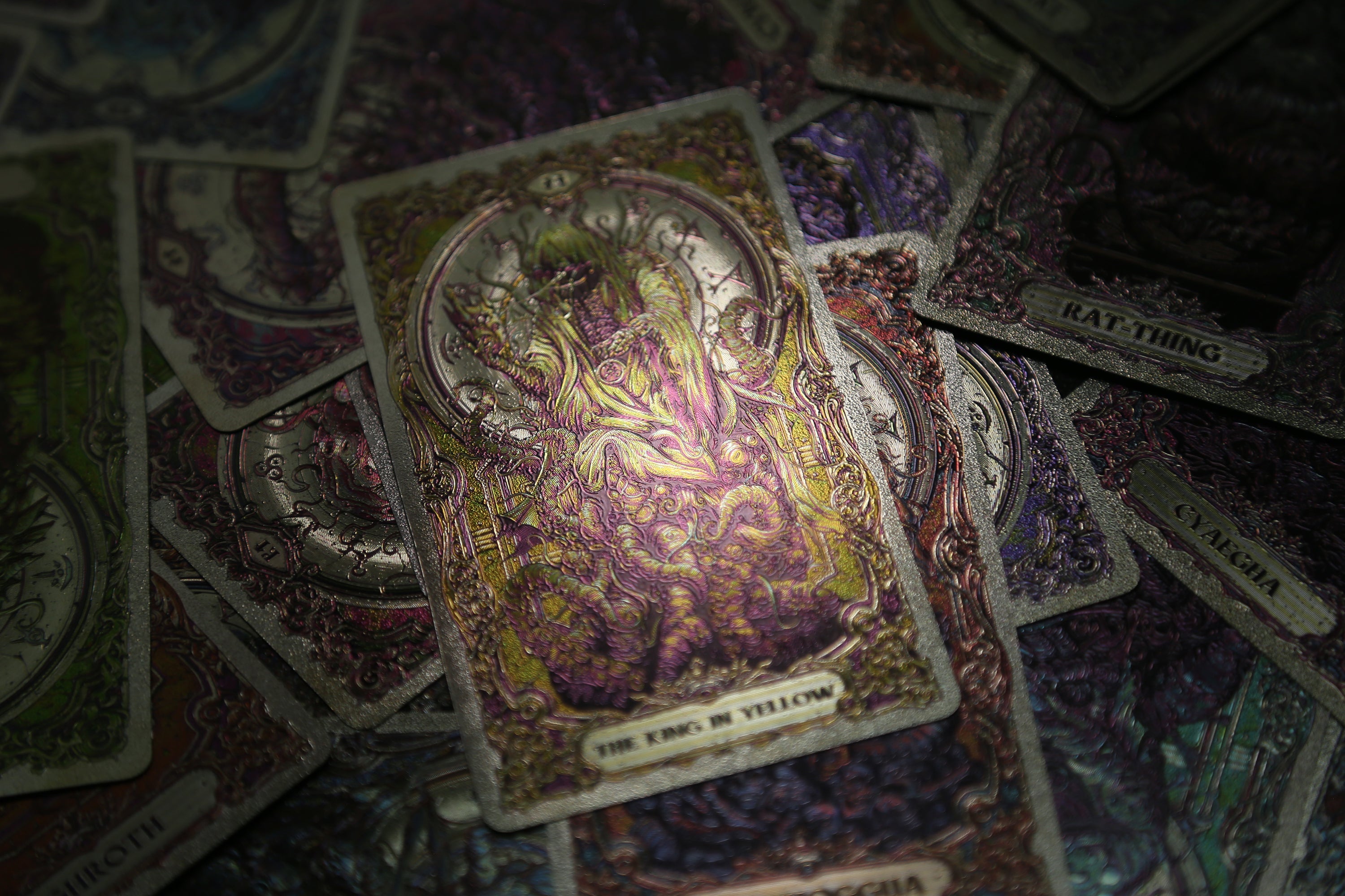 Reflections on the Wall Cthulhu Mythos Oracle – Vermilion Collection