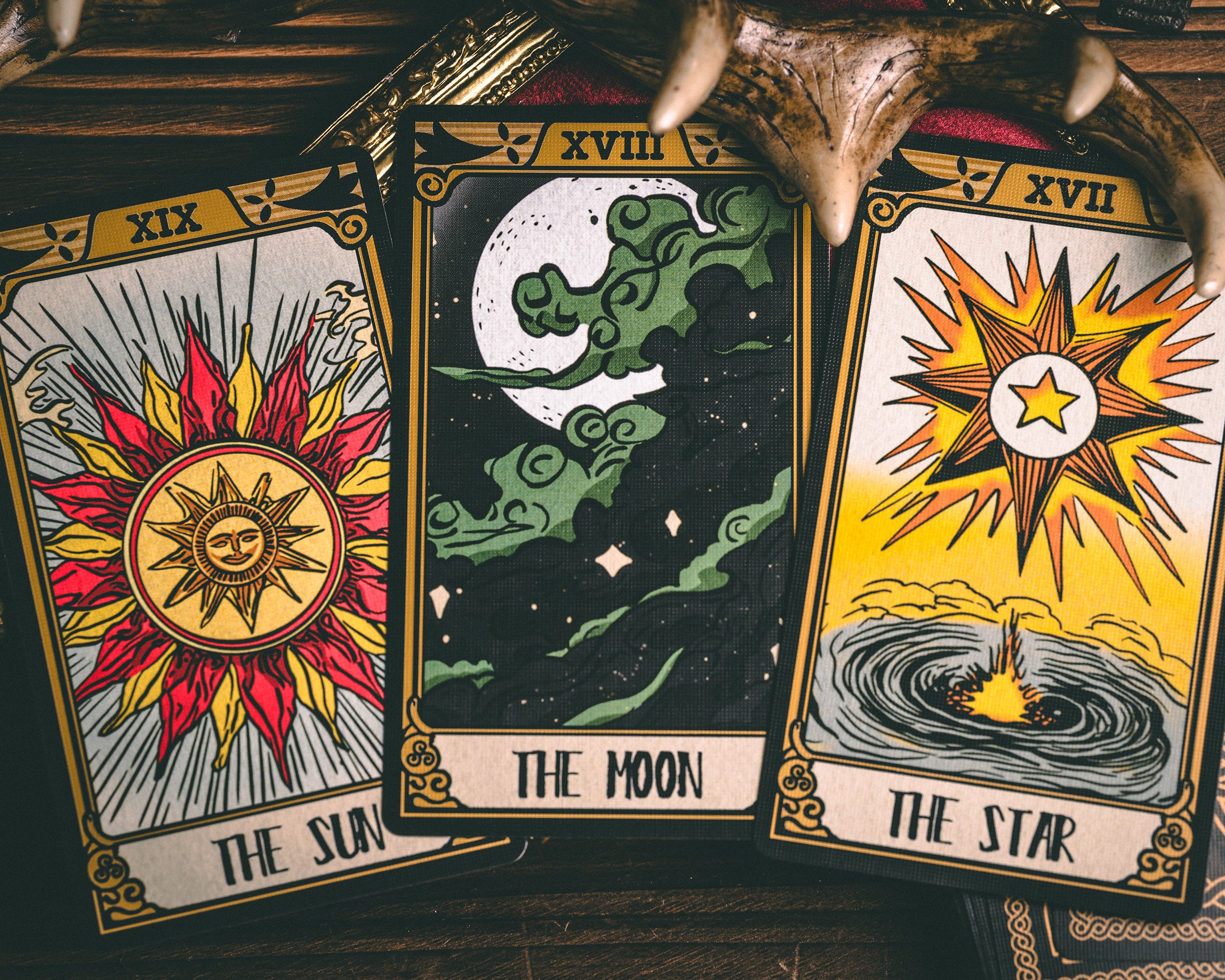 Windmill Flag Tarot – Vermilion Collection