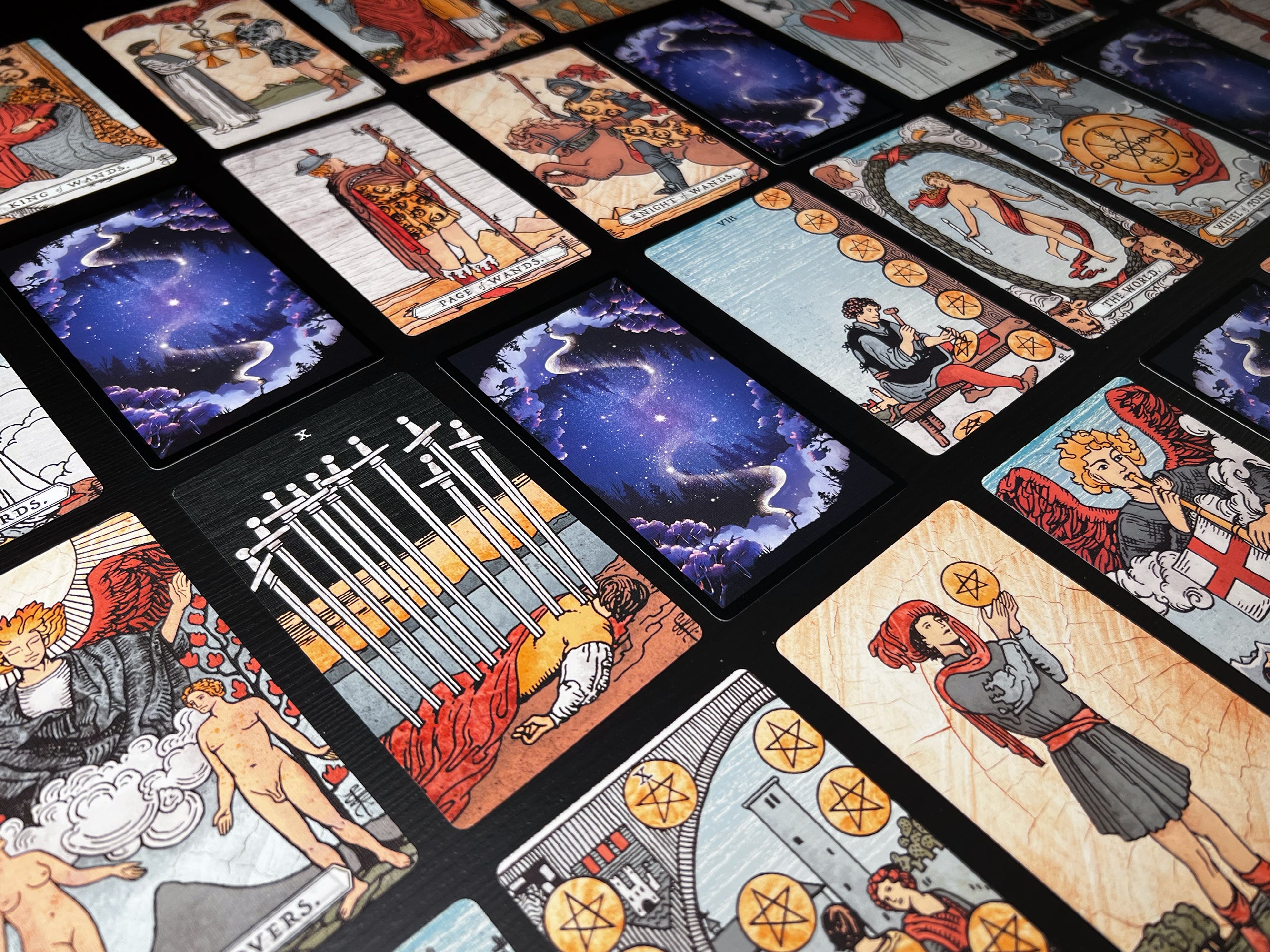 Rings of Fortune Tarot – Vermilion Collection