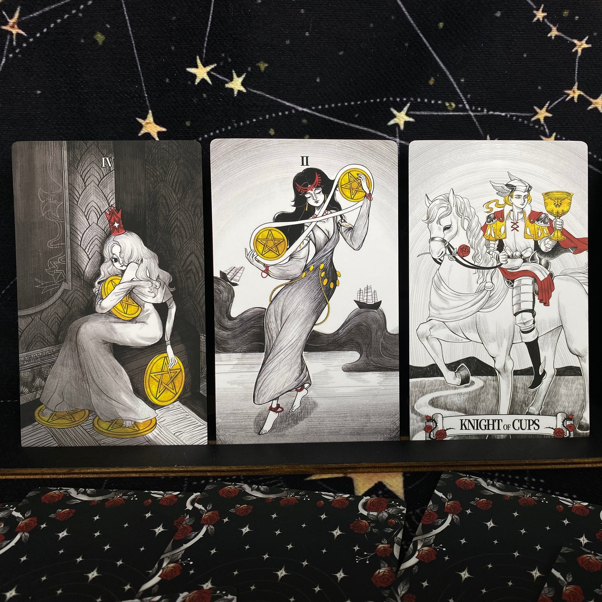 Secret Mirror Tarot – Vermilion Collection