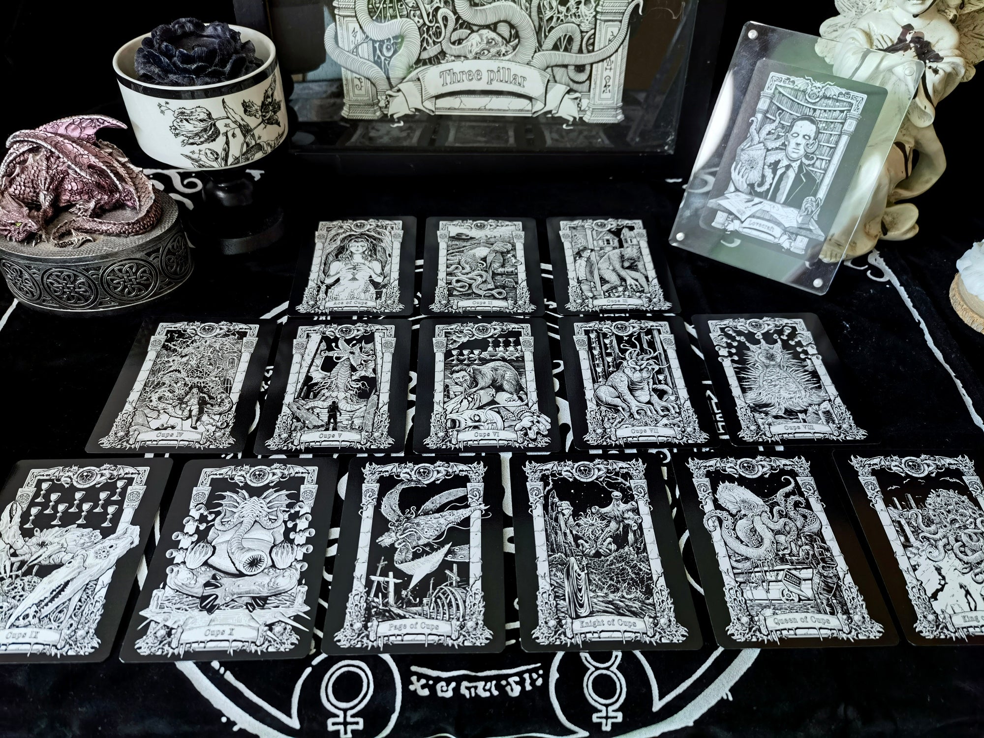 Shadow of Aeons Tarot & Collectible Cards – Vermilion Collection