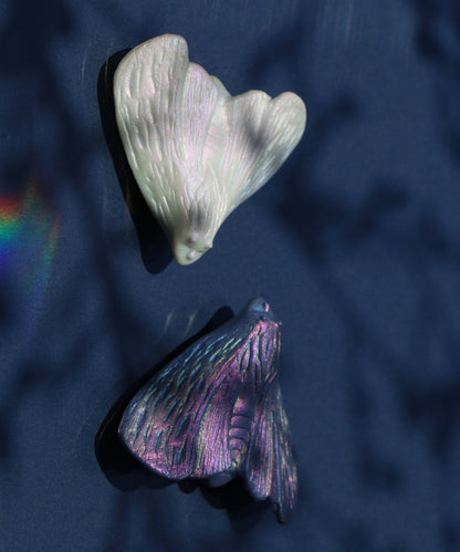 YIHE Ceramic Brooches "Moth to Flame"