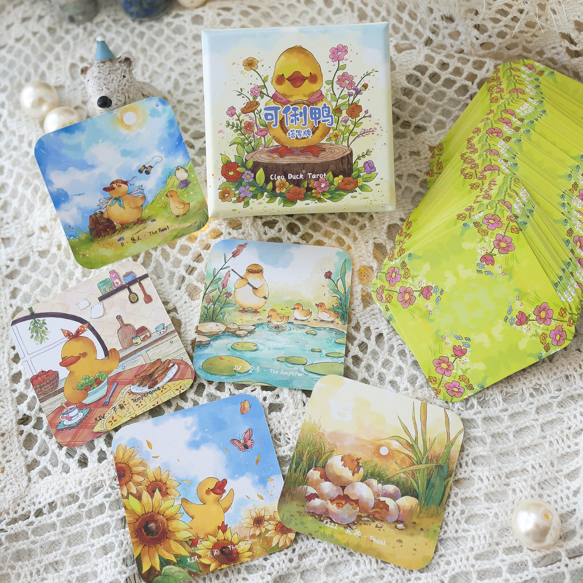 Cleo Duck Tarot – Vermilion Collection
