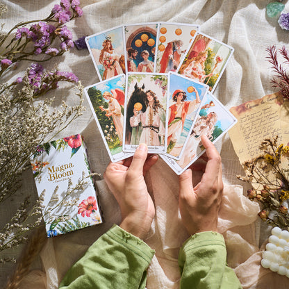 Magna Bloom Tarot