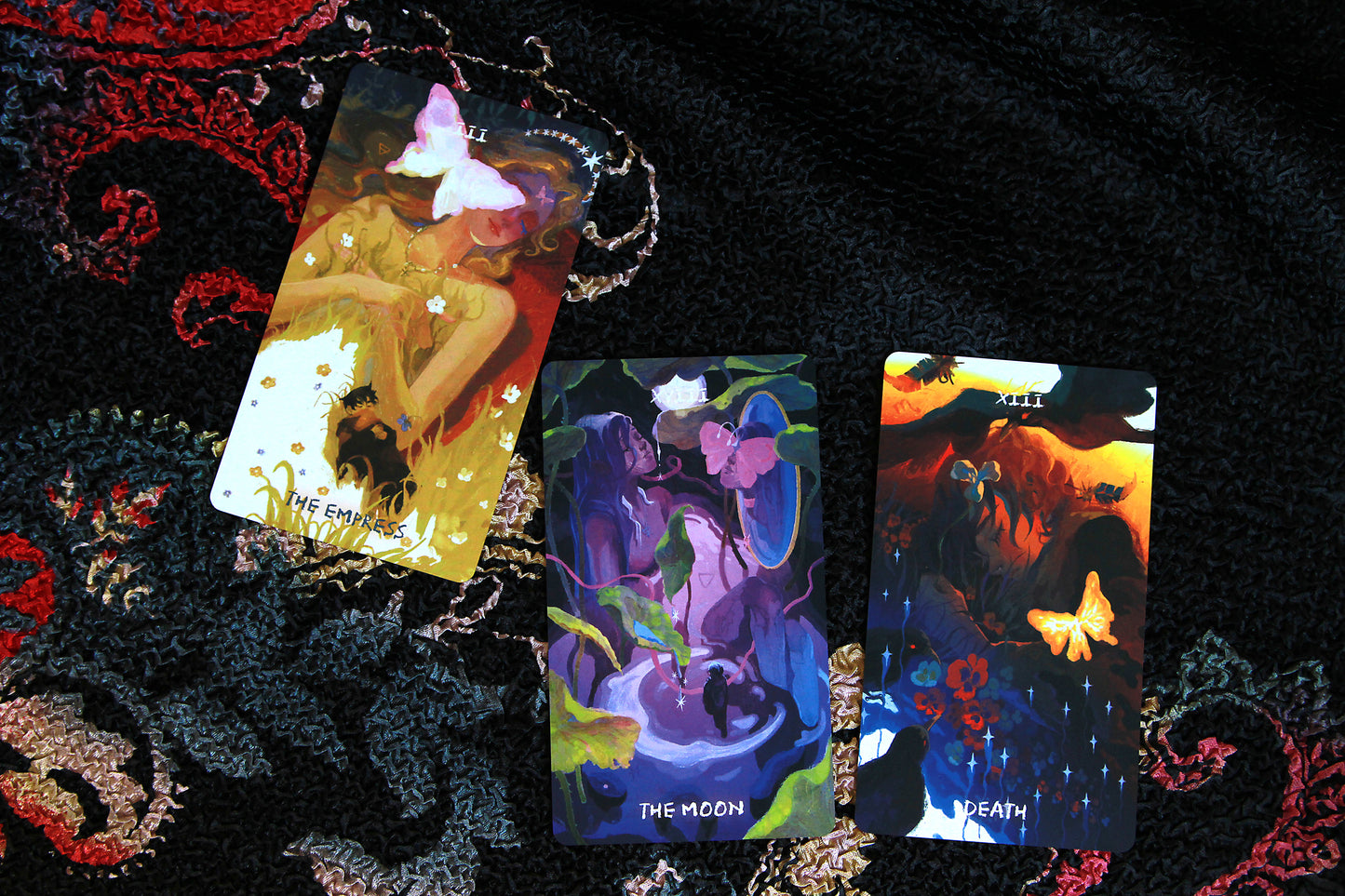 Lux & 78 Nocturnal Veils Tarot