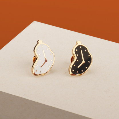Fanli Enamel Pins "Clock"
