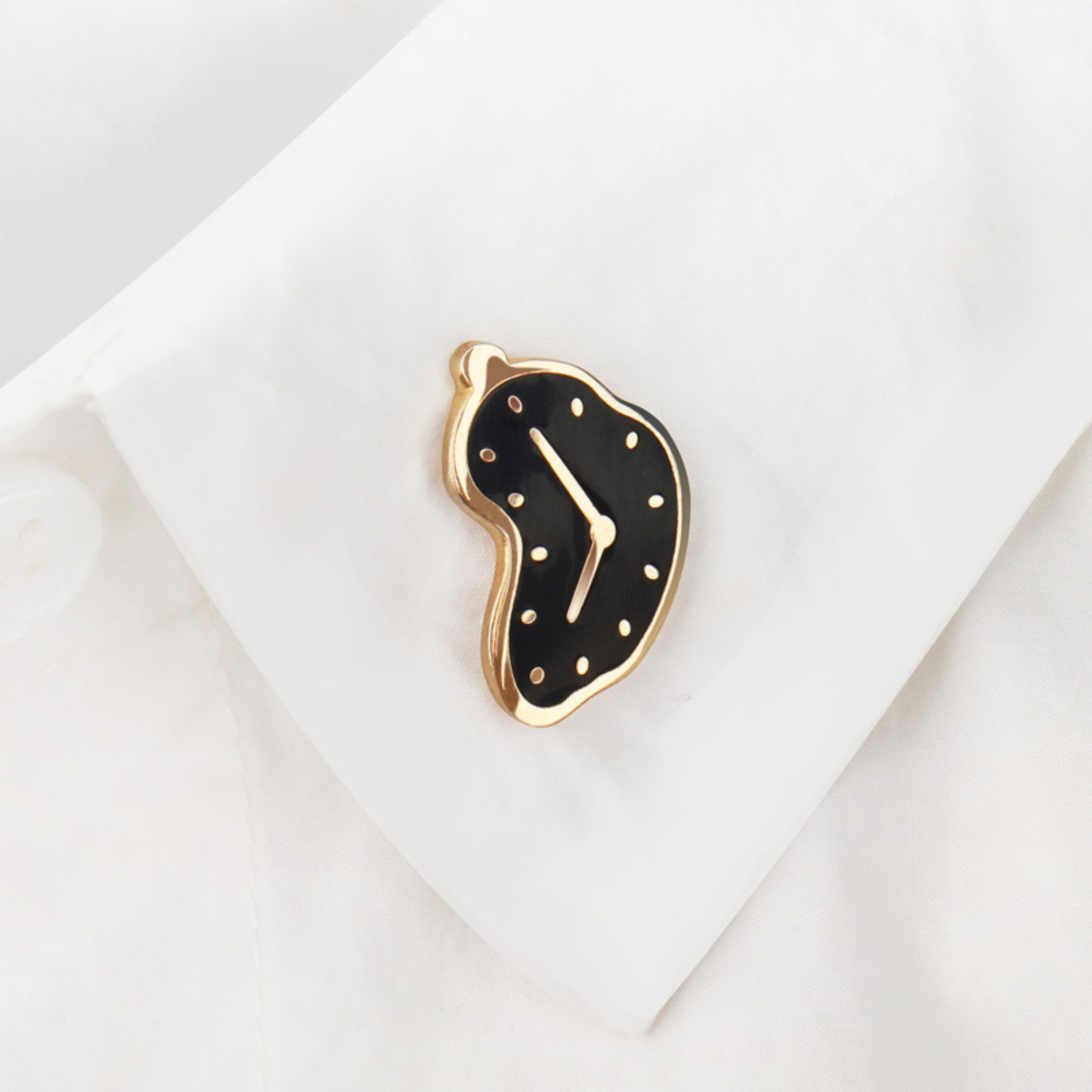 Fanli Enamel Pins "Clock"