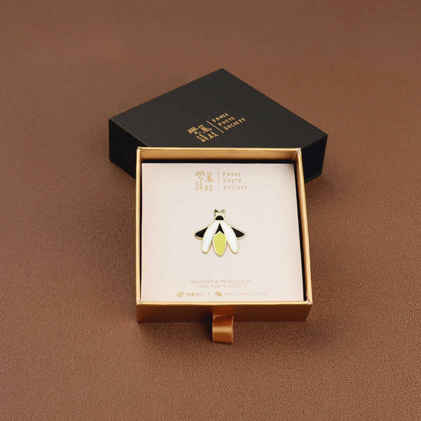 Fanli Enamel Pins "Firefly"