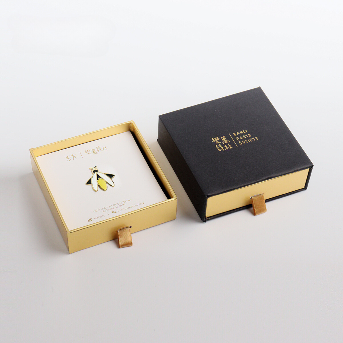 Fanli Enamel Pins "Firefly"