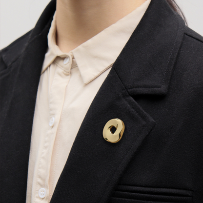 Fanli Enamel Pins " Möbius Ring"