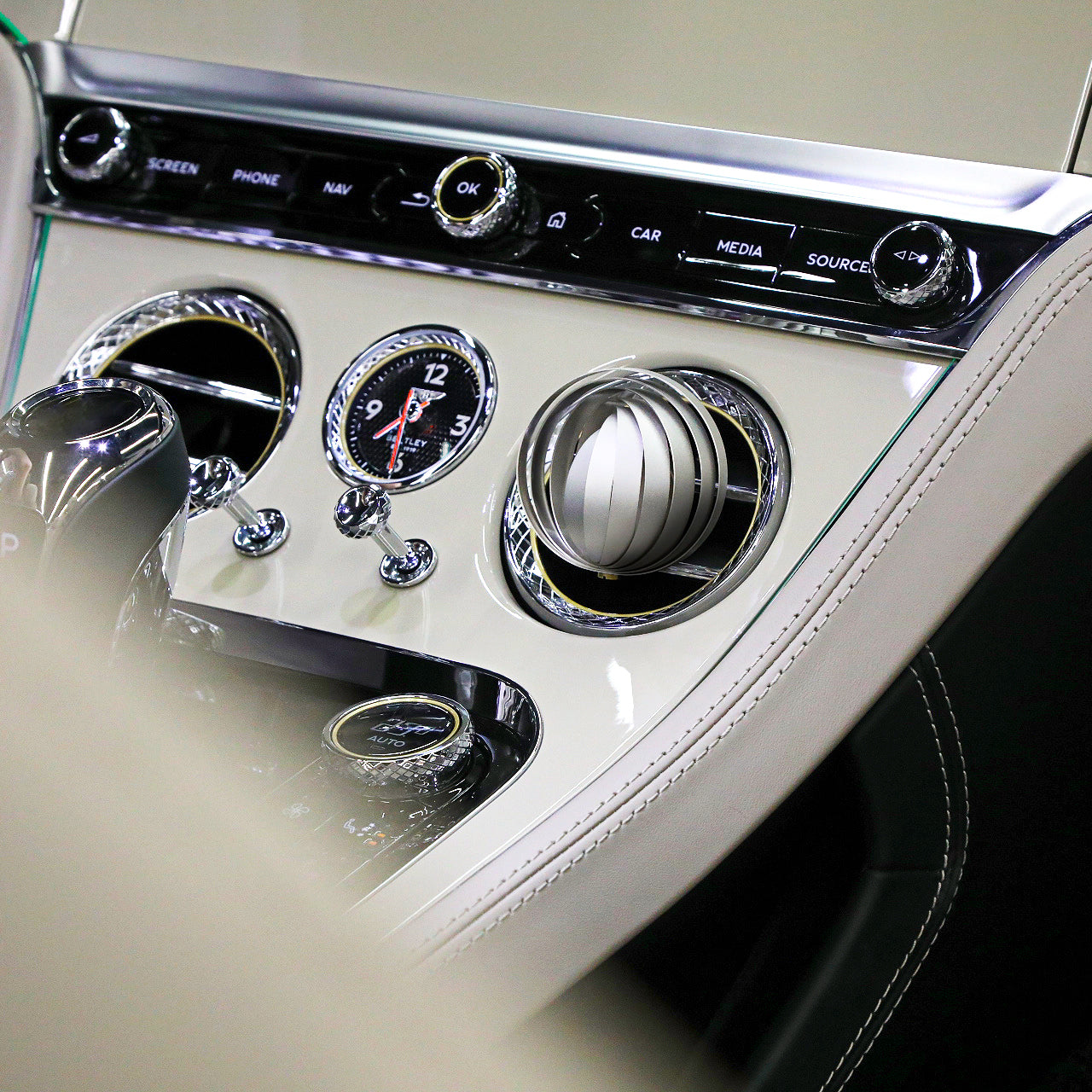 Never-Ending Cycle Car Fragrance Diffuser