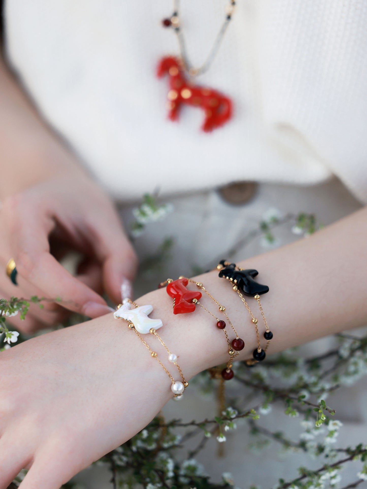 YIHE Ceramic Bracelet "Dream Pony"