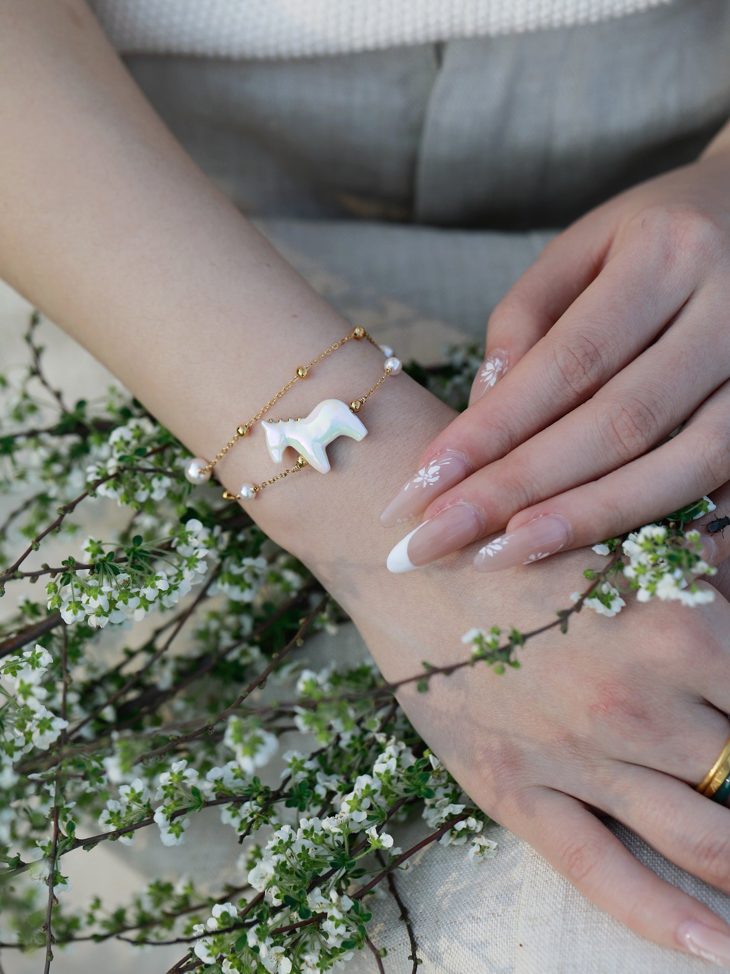 YIHE Ceramic Bracelet "Dream Pony"