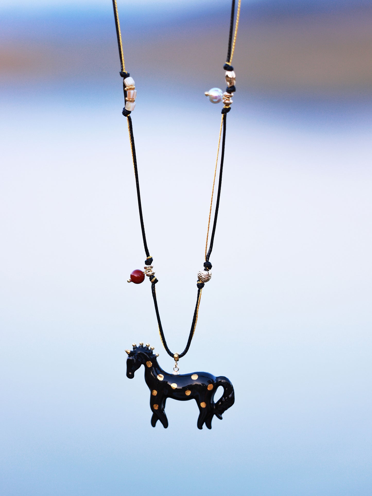YIHE Ceramic Necklace "Dream Pony"