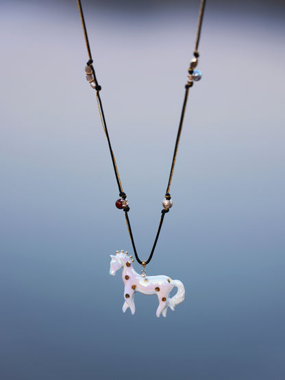 YIHE Ceramic Necklace "Dream Pony"