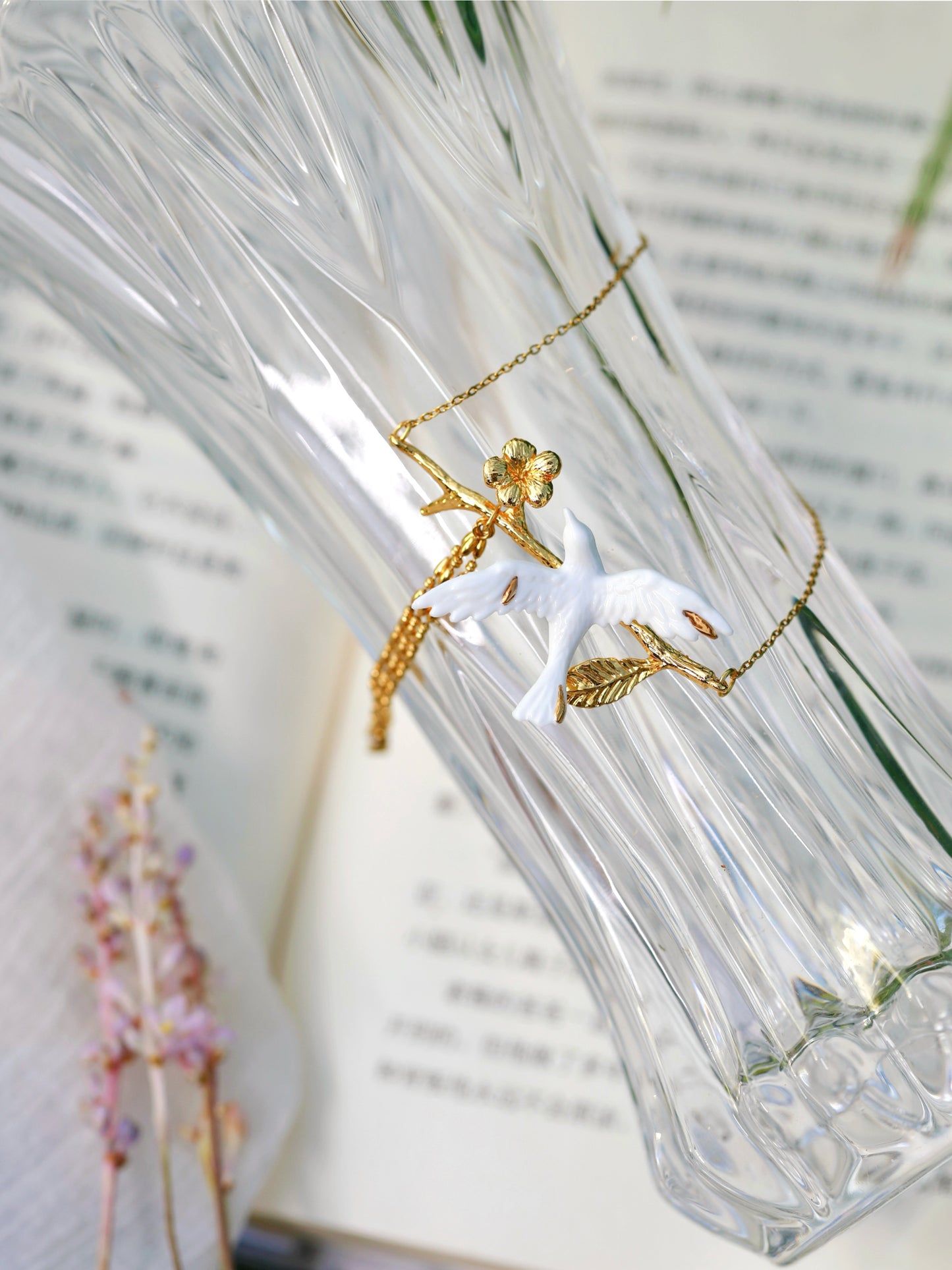 YIHE Ceramic Necklace "Grace at Rest"