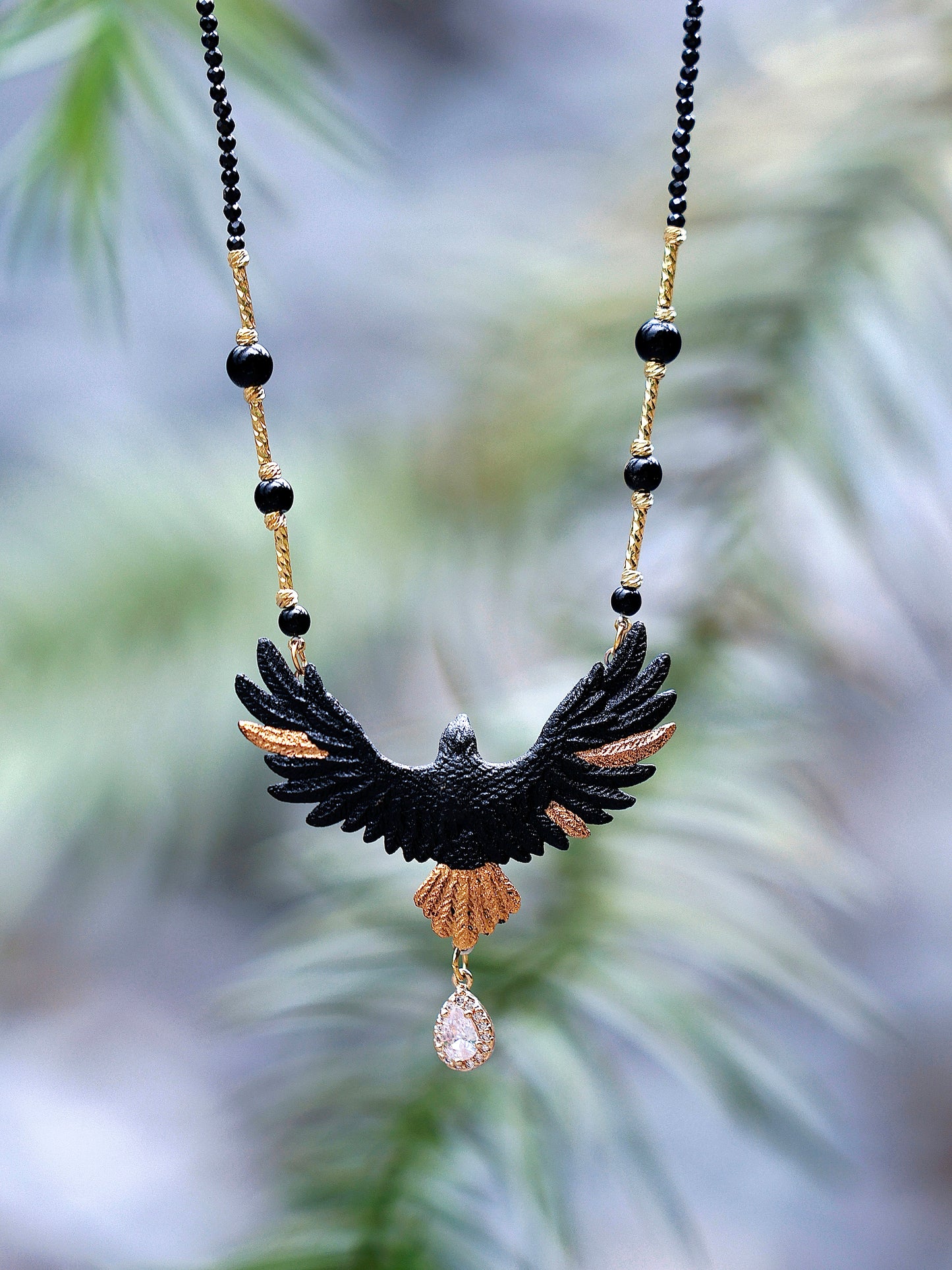 YIHE Ceramic Necklace "Golden Eagle"