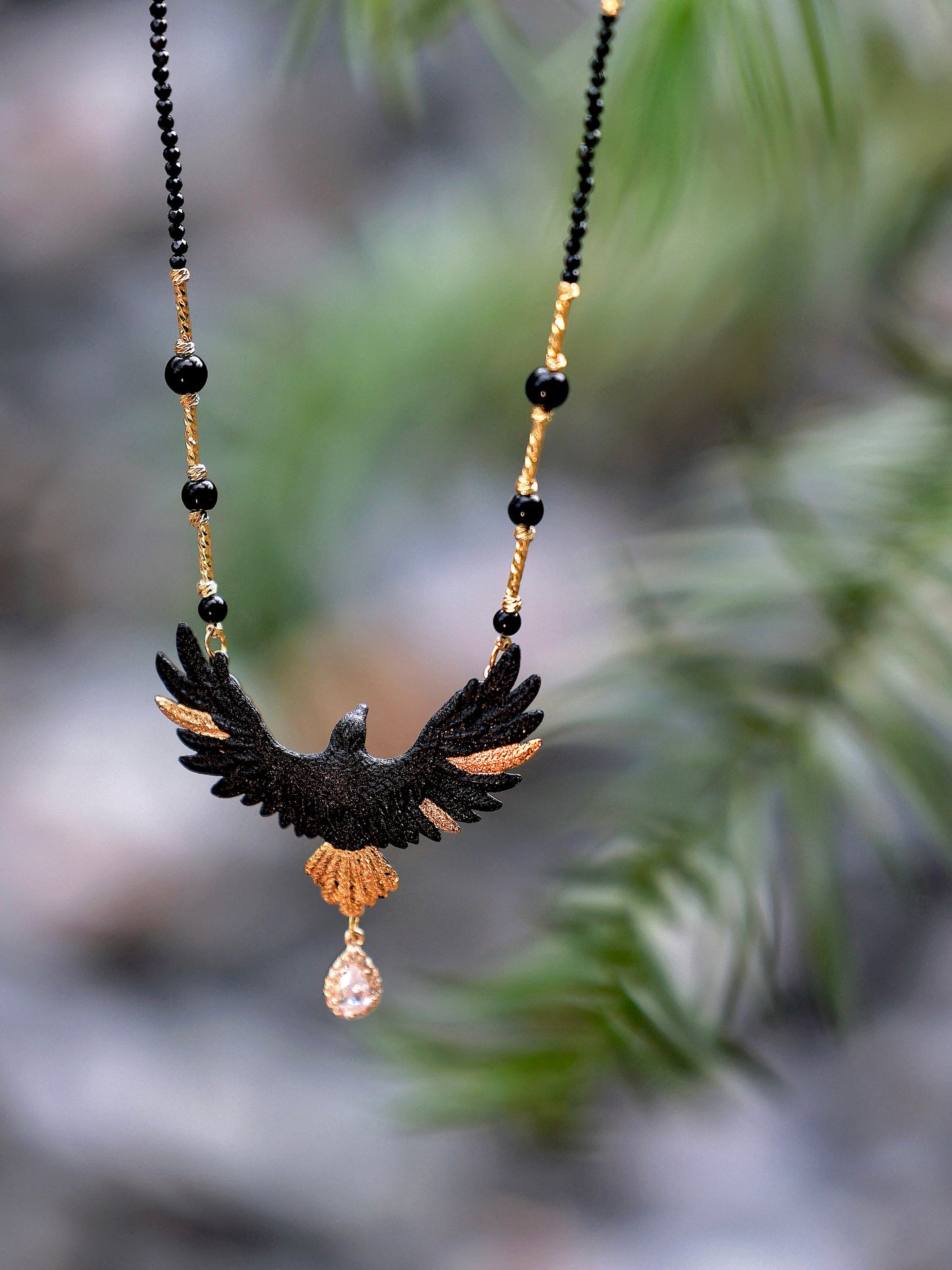 YIHE Ceramic Necklace "Golden Eagle"
