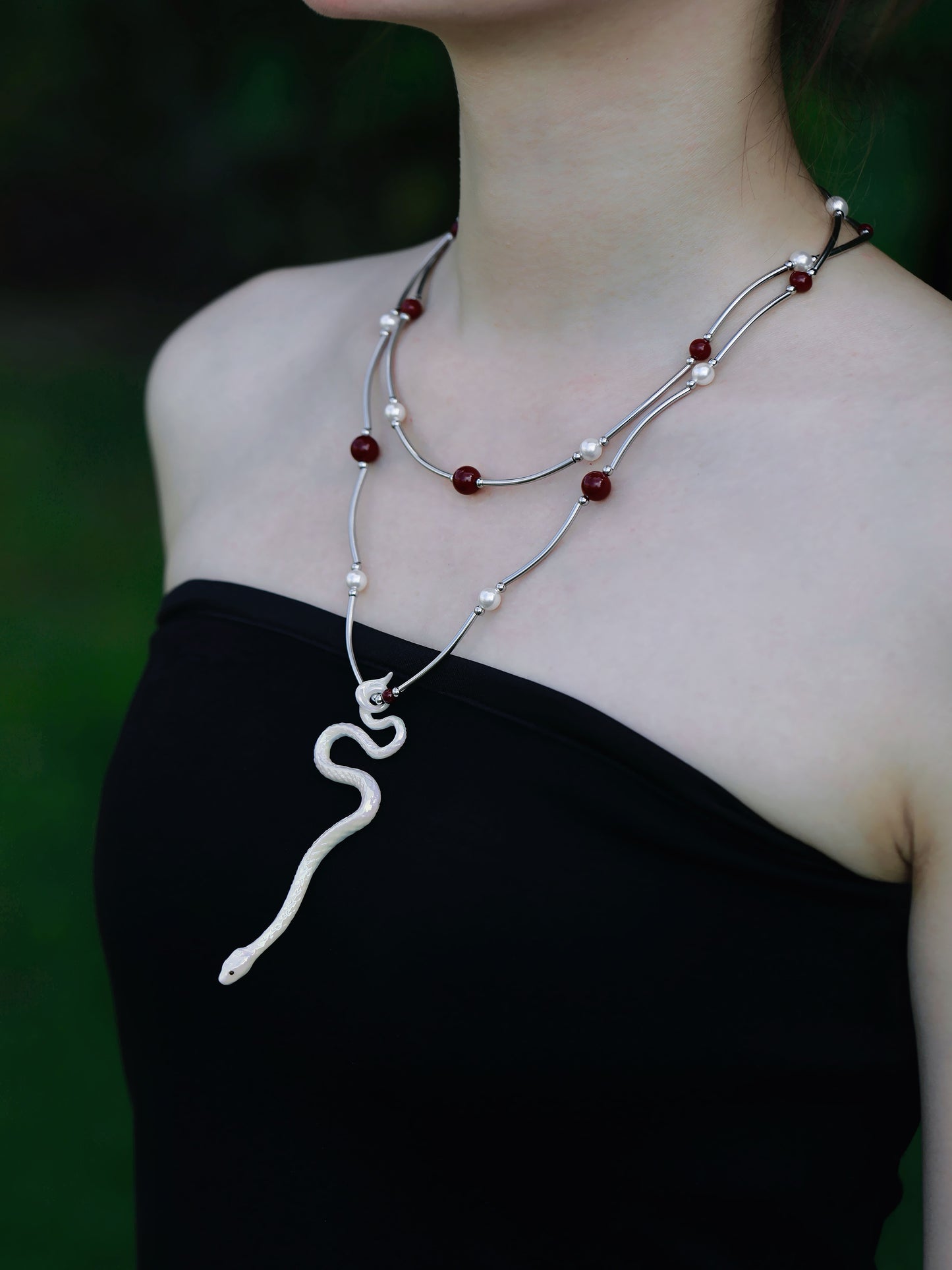YIHE Ceramic Necklace "Red Bean Snake"