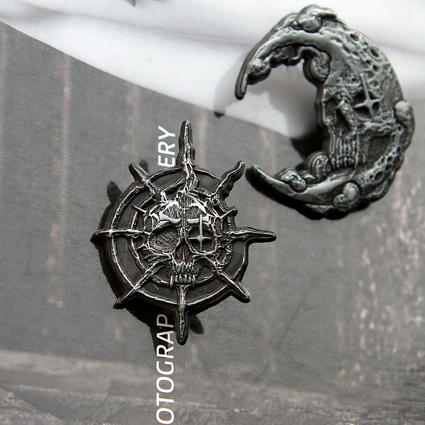 Dark Celestial Skull Pin Set