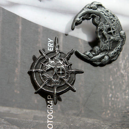 Dark Celestial Skull Pin Set